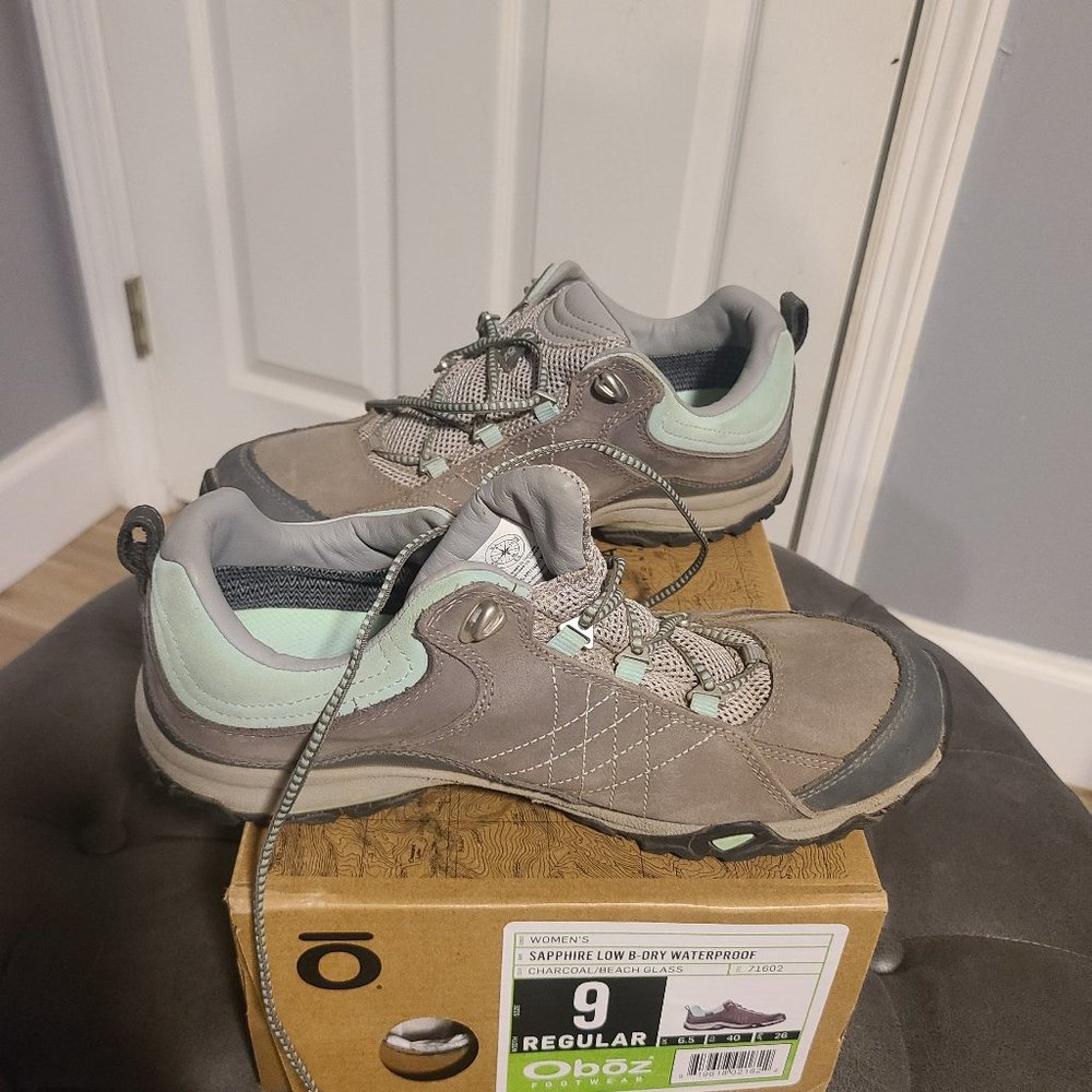 Oboz hiking shoes size 9